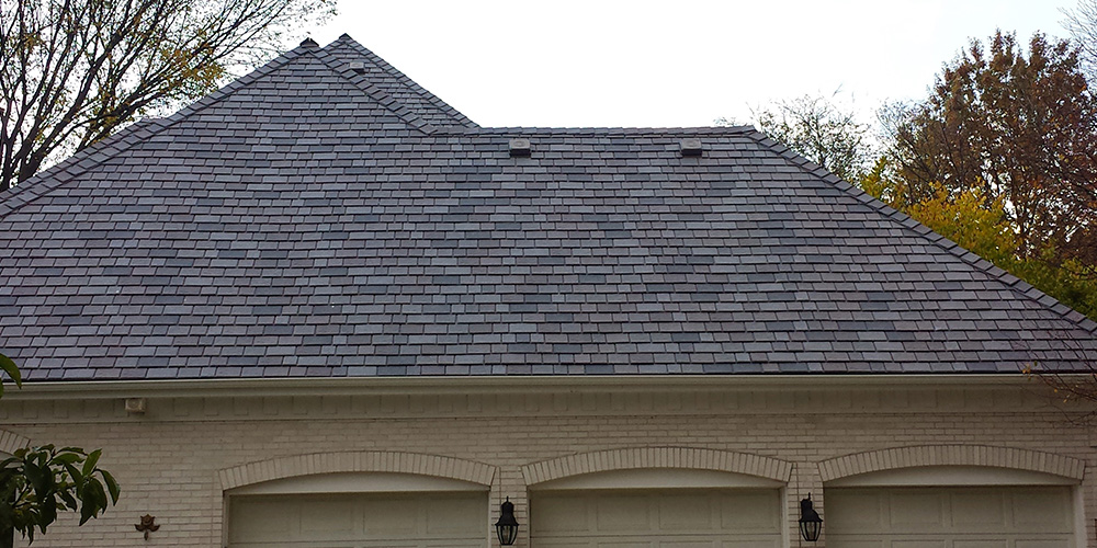 asphalt shingle roof repair and replacement leader Chicagoland